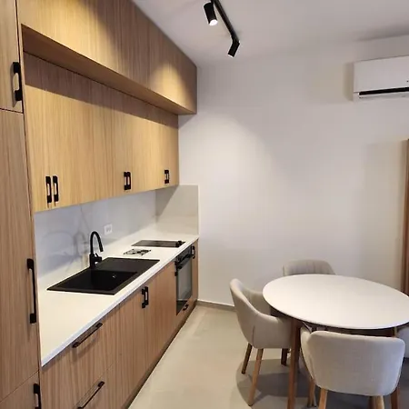 Apartment White 3 *